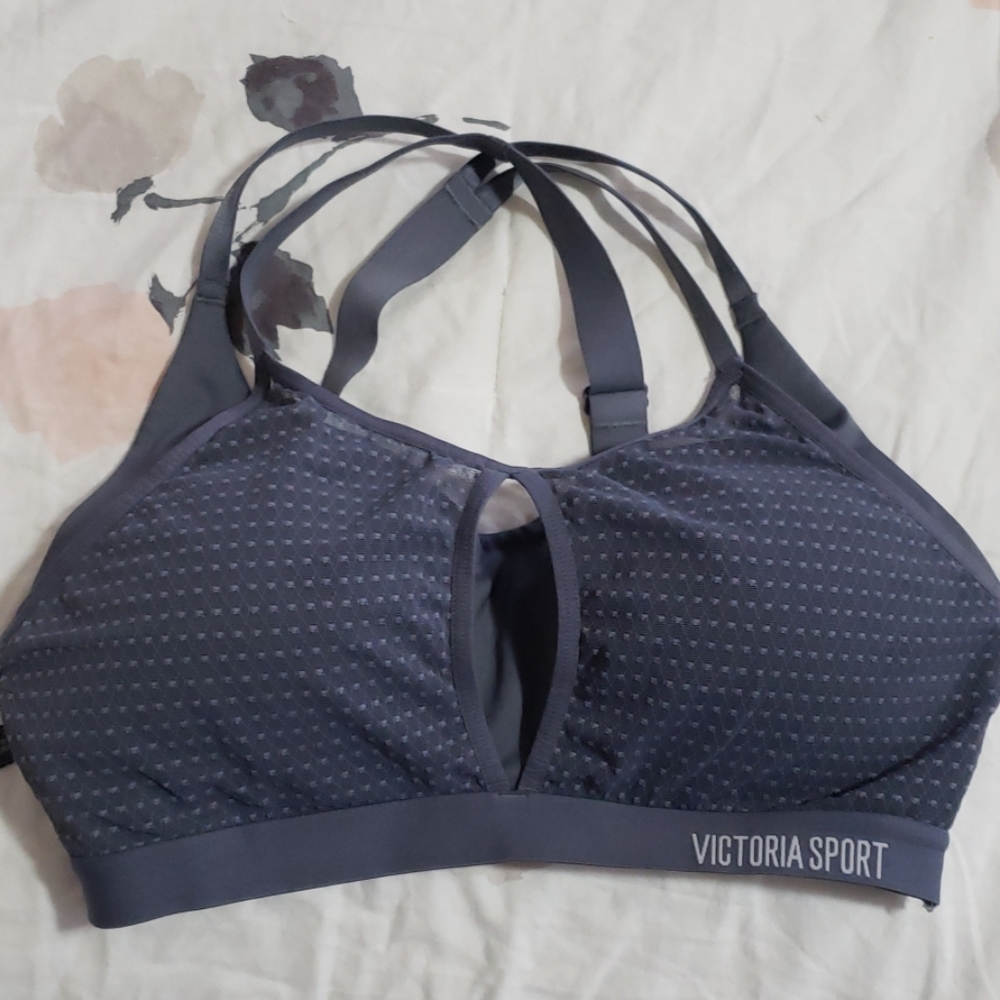 Victoria sport bra